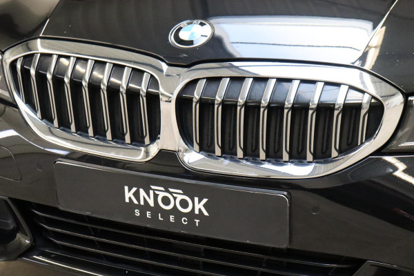 BMW 3 Serie Sedan 318i High Executive Luxury Line Automaat / Live Cockpit Professional / Sportstoelen / Hifi / Leder / Neerklapbare Achterbank / Stoelverwarming / Climate Control / 17 Inch / Sfeerverlichting / LED Chrome Line