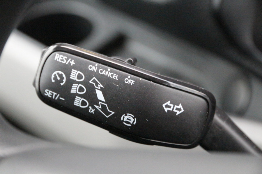 Volkswagen Crafter 2.0 TDI 140 | Aut. | 2x Schuifdeur | Standkachel | Camera | Airco..