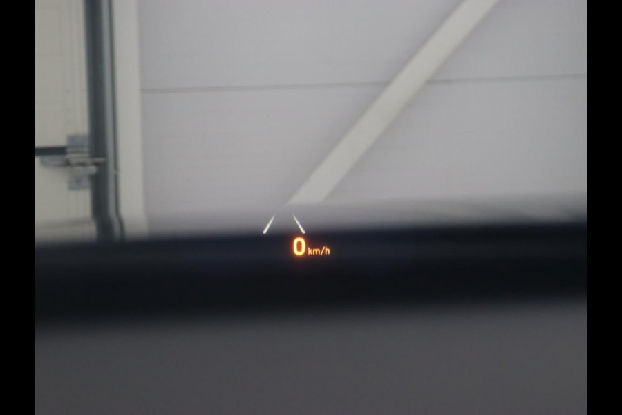 Hyundai Kona EV Premium 64 kWh | Leder | Stoelventilatie | Adaptive cruise | Wamtepomp | Head-Up | Camera | Carplay | Achterbankverwarming | Navigatie | Keyless