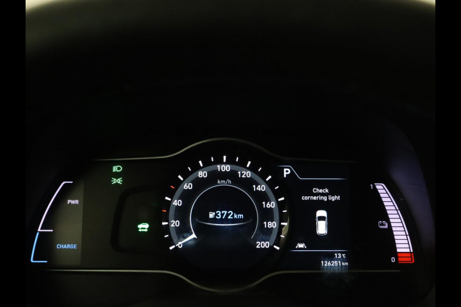 Hyundai Kona EV Premium 64 kWh | Leder | Stoelventilatie | Adaptive cruise | Wamtepomp | Head-Up | Camera | Carplay | Achterbankverwarming | Navigatie | Keyless