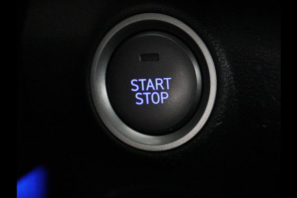 Hyundai Kona EV Premium 64 kWh | Leder | Stoelventilatie | Adaptive cruise | Wamtepomp | Head-Up | Camera | Carplay | Achterbankverwarming | Navigatie | Keyless