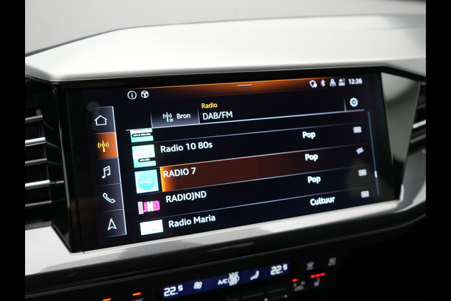 Audi Q4 Sportback e-tron 35 S edition 55 kWh 2 x S - Line INCL BTW | Adaptive Cruise | Camera | Sportstoelen Verwarmd | 20"L.M | Apple Carplay | Parkassist | Virtual | El. Achterklep |