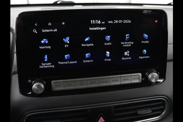 Hyundai Kona EV Comfort 64 kWh | Trekhaak | Adaptive cruise | Warmtepomp | Camera | Carplay | Keyless | Navigatie | Climate control