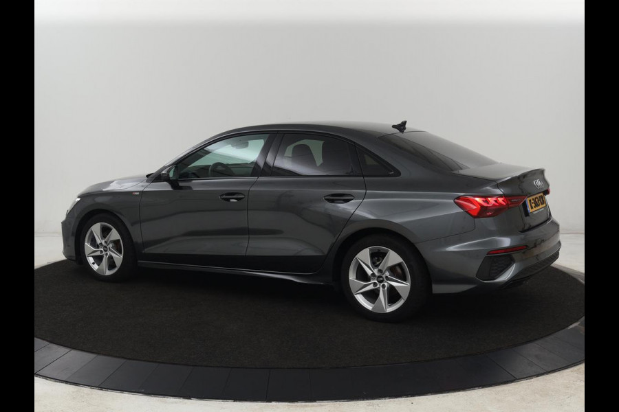 Audi A3 30 TFSI S edition | Leder | Virtual Cockpit | Carplay | Sportstoelen | Full LED | DAB | Climate control | Parkeerhulp | Navigatie | Cruise control