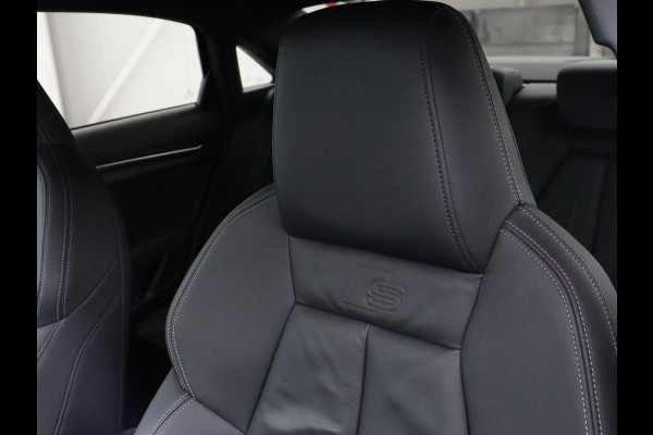Audi A3 30 TFSI S edition | Leder | Virtual Cockpit | Carplay | Sportstoelen | Full LED | DAB | Climate control | Parkeerhulp | Navigatie | Cruise control