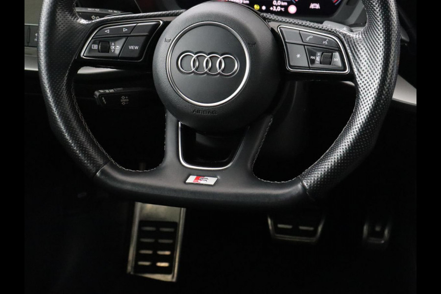 Audi A3 30 TFSI S edition | Leder | Virtual Cockpit | Carplay | Sportstoelen | Full LED | DAB | Climate control | Parkeerhulp | Navigatie | Cruise control