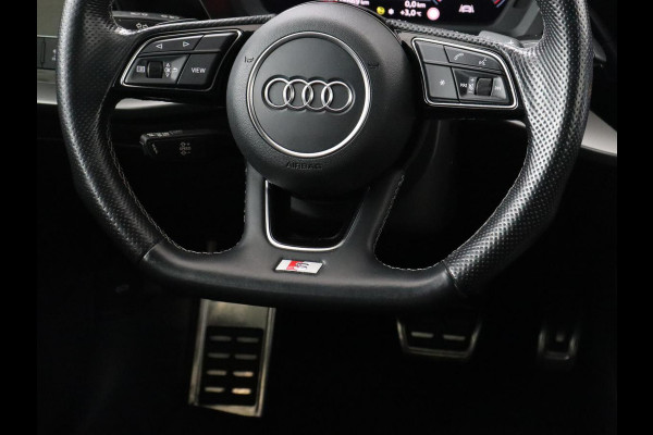 Audi A3 30 TFSI S edition | Leder | Virtual Cockpit | Carplay | Sportstoelen | Full LED | DAB | Climate control | Parkeerhulp | Navigatie | Cruise control