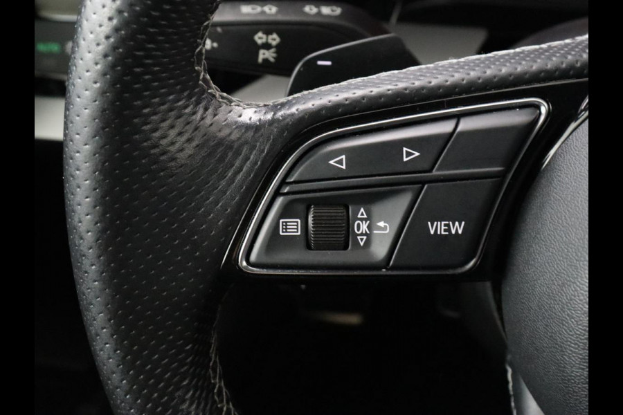Audi A3 30 TFSI S edition | Leder | Virtual Cockpit | Carplay | Sportstoelen | Full LED | DAB | Climate control | Parkeerhulp | Navigatie | Cruise control