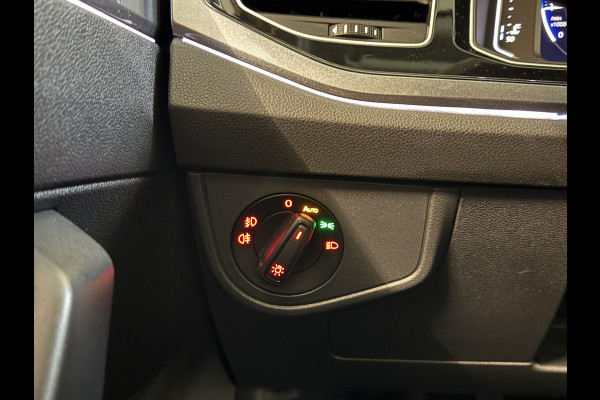 Volkswagen Polo TSI 95PK R-LINE VIRTUAL/CARPLAY/PANORAMADAK