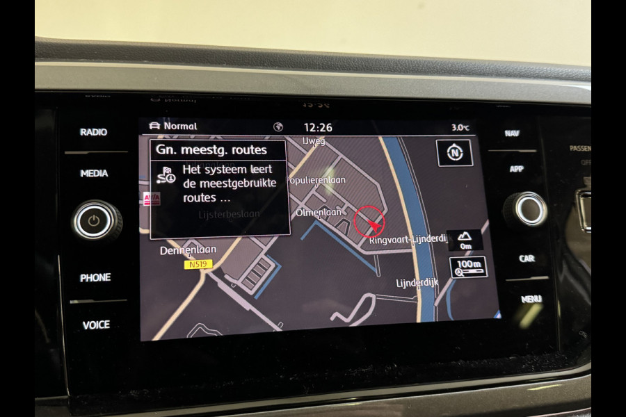 Volkswagen Polo TSI 95PK R-LINE VIRTUAL/CARPLAY/PANORAMADAK
