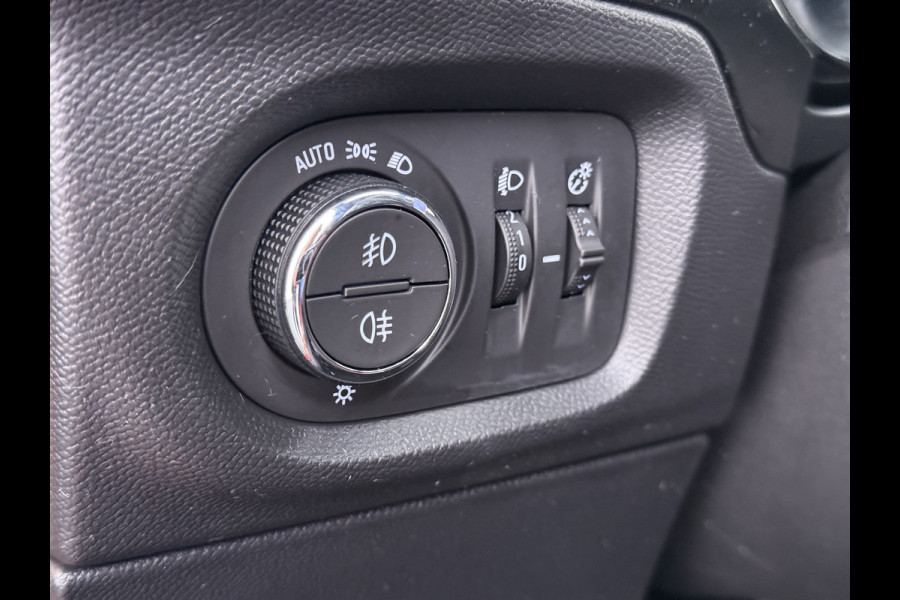 Opel Corsa 1.2T AUT-8 100PK GS Line 360°Camera PDC-a+v Apple Carplay Android Auto Airco Navi* Cruise Control Stoelverwarming Two-Tone Lak Lmv 17" Lane Assist Privacy Glas Led Isofix 1e Eigenaar Origineel Nederlandse Auto € 27.000 nieuw