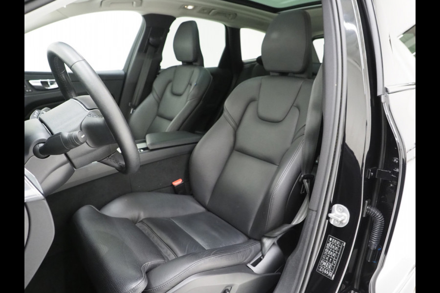 Volvo XC60 2.0 T6 Plug-in Hybrid AWD Plus Dark Long Range | Panoramadak | Leder | Camera | Keyless | Memory | Virtual | DAB | Carplay