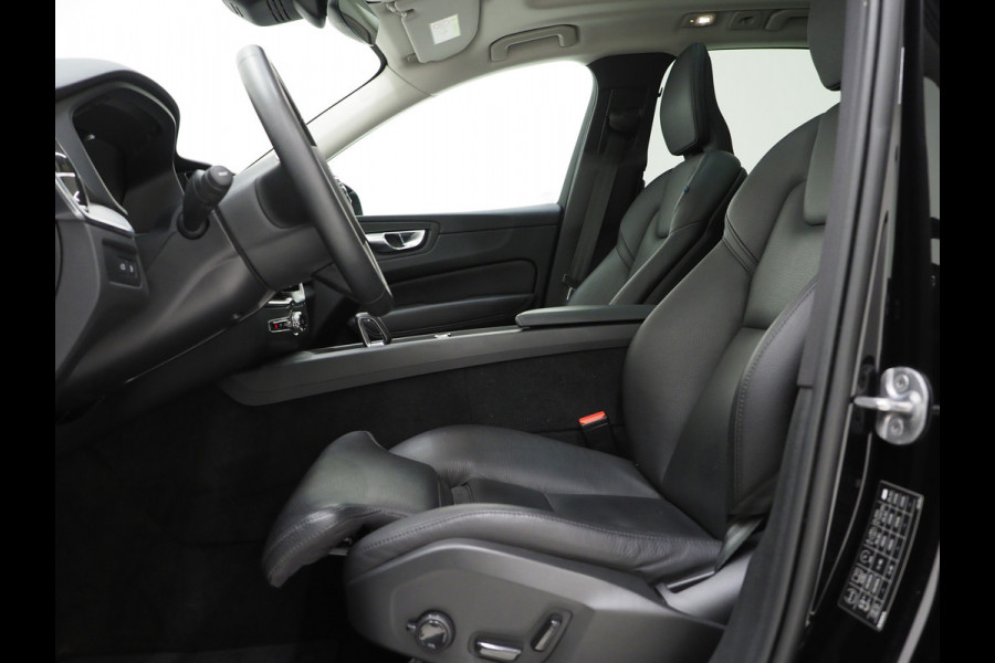 Volvo XC60 2.0 T6 Plug-in Hybrid AWD Plus Dark Long Range | Panoramadak | Leder | Camera | Keyless | Memory | Virtual | DAB | Carplay