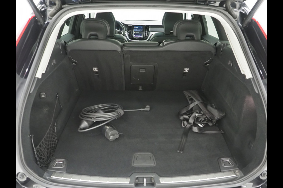 Volvo XC60 2.0 T6 Plug-in Hybrid AWD Plus Dark Long Range | Panoramadak | Leder | Camera | Keyless | Memory | Virtual | DAB | Carplay