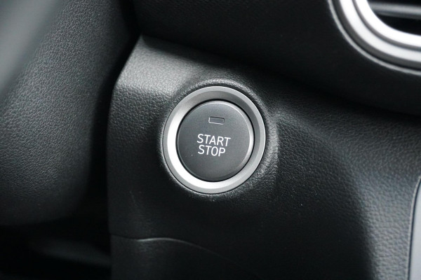 Hyundai Kona EV Premium Sky 64 kWh + PANODAK / STOELVENTILATIE / HEAD-UP