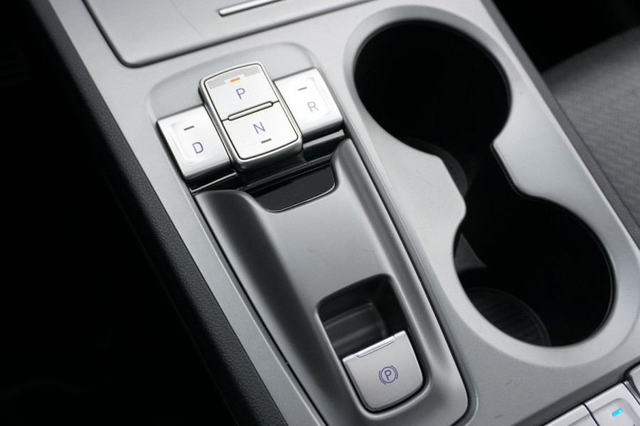 Hyundai Kona EV Premium Sky 64 kWh + PANODAK / STOELVENTILATIE / HEAD-UP