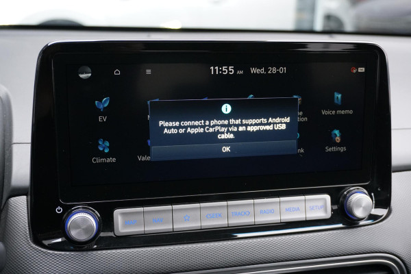 Hyundai Kona EV Premium Sky 64 kWh + PANODAK / STOELVENTILATIE / HEAD-UP