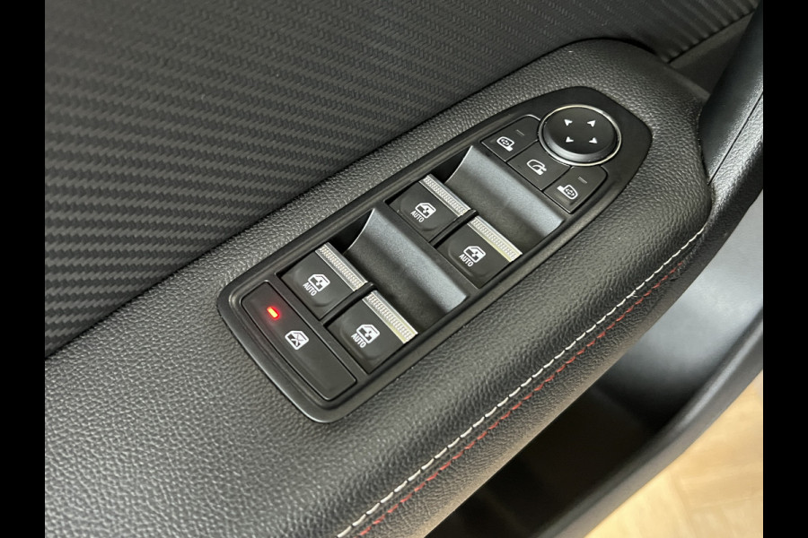 Renault Captur 1.3 TCe 140 R.S. Line | Groot 9,3" Navi | 18" | Stoelverwarming | Camera | Led | 100% Dealer onderhouden!