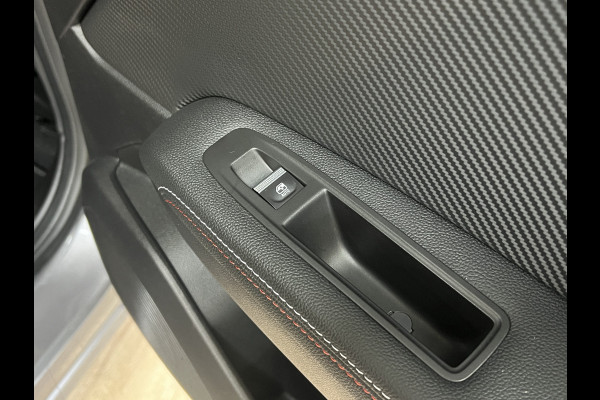 Renault Captur 1.3 TCe 140 R.S. Line | Groot 9,3" Navi | 18" | Stoelverwarming | Camera | Led | 100% Dealer onderhouden!