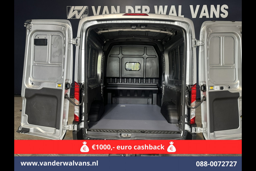 Ford Transit 2.0 TDCI 131pk L3H2 Dubbele Cabine Euro6 Airco | 6-Zits | LED | 2500kg Trekhaak | Cruisecontrol Verwarmde voorruit, Parkeersensoren