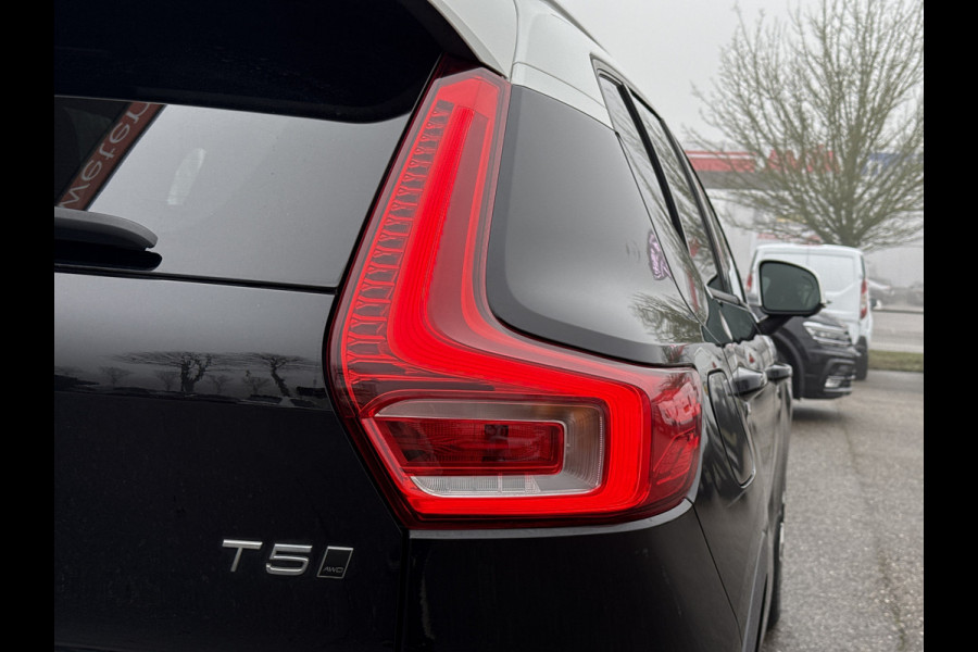 Volvo XC40 2.0 T5 AWD Intro Edition | NL-auto | Pano | Stoelverw. | ACC