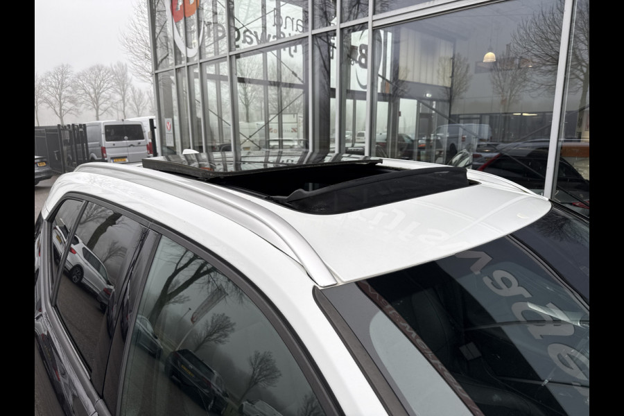 Volvo XC40 2.0 T5 AWD Intro Edition | NL-auto | Pano | Stoelverw. | ACC