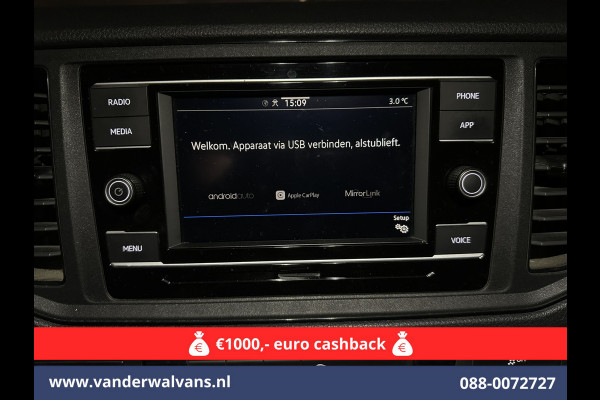 Volkswagen Crafter 2.0 TDI 141pk L3H3 L2H2 Euro6 Airco | Camera | Apple Carplay | Cruisecontrol | Chauffeursstoel Parkeersensoren, Bijrijdersbank, 3000kg trekvermogen,  Android Auto