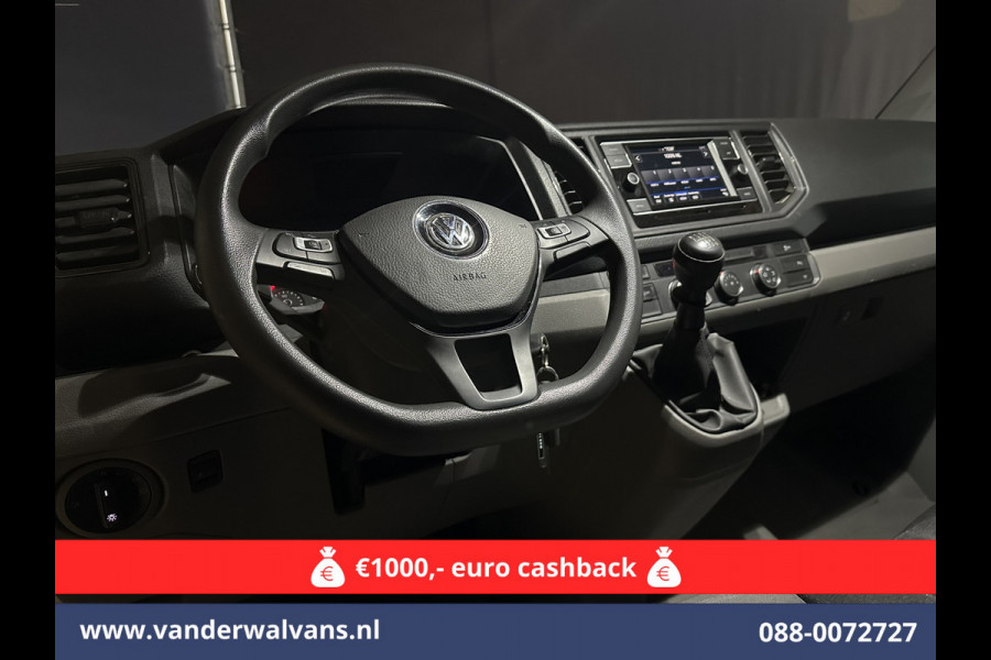 Volkswagen Crafter 2.0 TDI 141pk L3H3 L2H2 Euro6 Airco | Camera | Apple Carplay | Cruisecontrol | Chauffeursstoel Parkeersensoren, Bijrijdersbank, 3000kg trekvermogen,  Android Auto