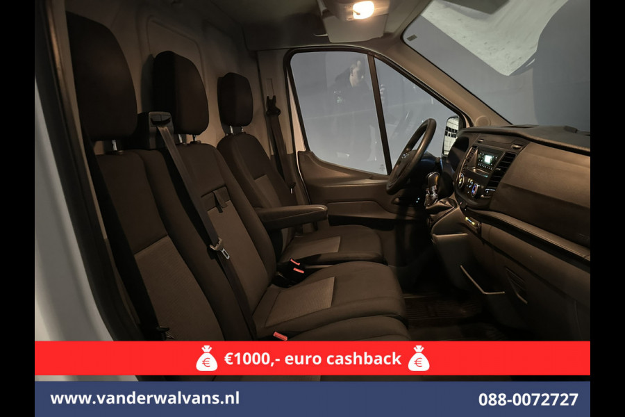 Ford Transit 2.0 TDCI L2H2 Euro6 Airco | 2450kg Trekhaak | LM velgen | Verwarmde voorruit Dakdragers, Bijrijdersbank