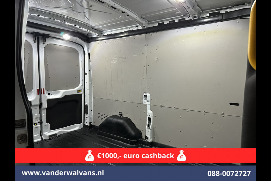 Ford Transit 2.0 TDCI L2H2 Euro6 Airco | 2450kg Trekhaak | LM velgen | Verwarmde voorruit Dakdragers, Bijrijdersbank