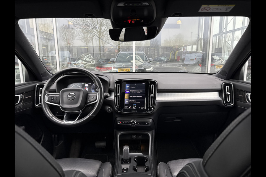 Volvo XC40 2.0 T5 AWD Intro Edition | NL-auto | Pano | Stoelverw. | ACC