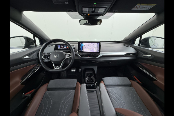 Volkswagen ID.4 Max Pro 1ST 77kWh W-pomp Trekhaak Panodak Camera 21" PDC-a+v Matrix-LED-a+v Adap.Cruise Navi Ergo-Active Stoelen Memory Dynamisch onderstel Stoelverwarming Lmv Elek.Achterklep Privacy Glas Voorruitverwarming Wifi SOH 87% 1e Eigenaar Origineel Nederlandse Auto 1.000KG Trekgewicht € 58.000 nieuw !