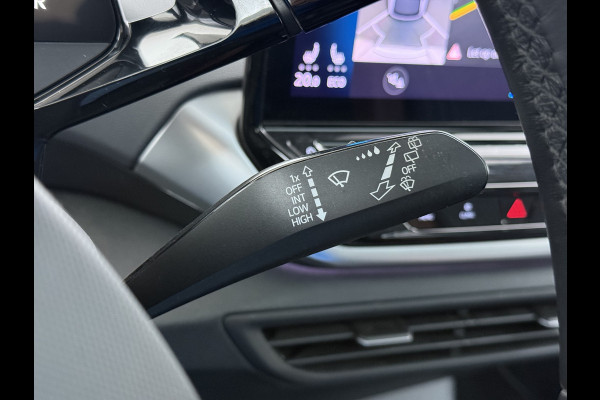 Volkswagen ID.4 Max Pro 1ST 77kWh W-pomp Trekhaak Panodak Camera 21" PDC-a+v Matrix-LED-a+v Adap.Cruise Navi Ergo-Active Stoelen Memory Dynamisch onderstel Stoelverwarming Lmv Elek.Achterklep Privacy Glas Voorruitverwarming Wifi SOH 87% 1e Eigenaar Origineel Nederlandse Auto 1.000KG Trekgewicht € 58.000 nieuw !