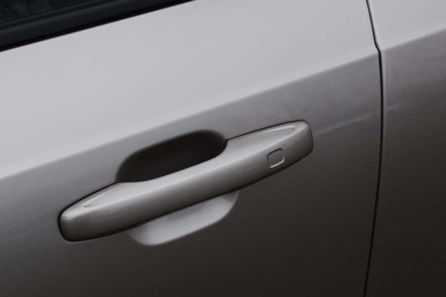 Volvo XC90 T8 AWD 455PK Plug-in hybrid Plus Dark | Facelift | Luchtvering | H&K | Panodak | ACC | 21"LMV | Stoelverwarming