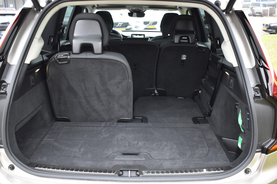 Volvo XC90 T8 AWD 455PK Plug-in hybrid Plus Dark | Facelift | Luchtvering | H&K | Panodak | ACC | 21"LMV | Stoelverwarming