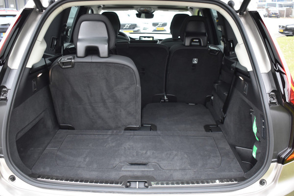 Volvo XC90 T8 AWD 455PK Plug-in hybrid Plus Dark | Facelift | Luchtvering | H&K | Panodak | ACC | 21"LMV | Stoelverwarming