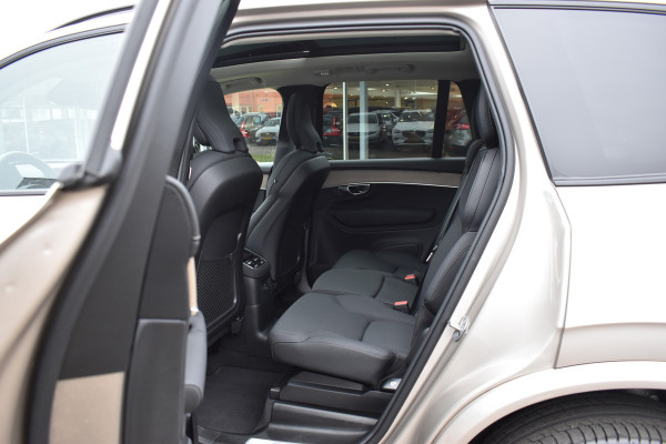Volvo XC90 T8 AWD 455PK Plug-in hybrid Plus Dark | Facelift | Luchtvering | H&K | Panodak | ACC | 21"LMV | Stoelverwarming