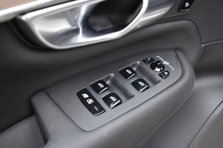 Volvo XC90 T8 AWD 455PK Plug-in hybrid Plus Dark | Facelift | Luchtvering | H&K | Panodak | ACC | 21"LMV | Stoelverwarming