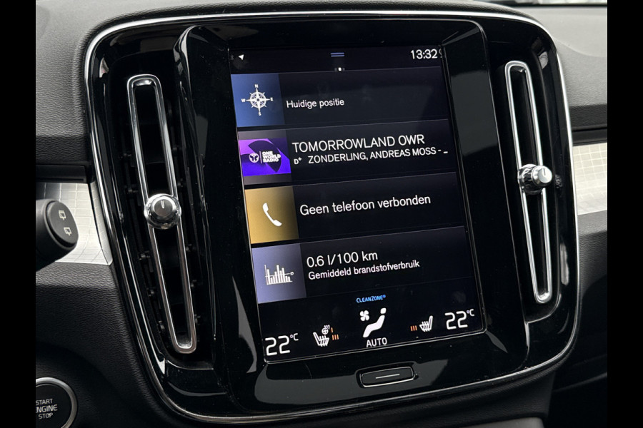 Volvo XC40 2.0 T5 AWD Intro Edition | NL-auto | Pano | Stoelverw. | ACC