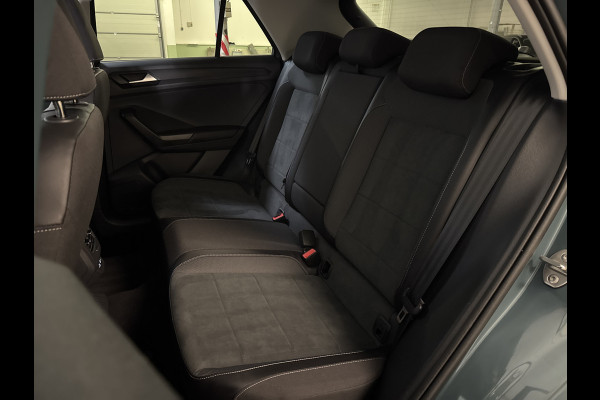 Volkswagen T-Roc 1.5 TSI 150PK DSG STYLE CAMERA/NAVI/ALALCANTARA****