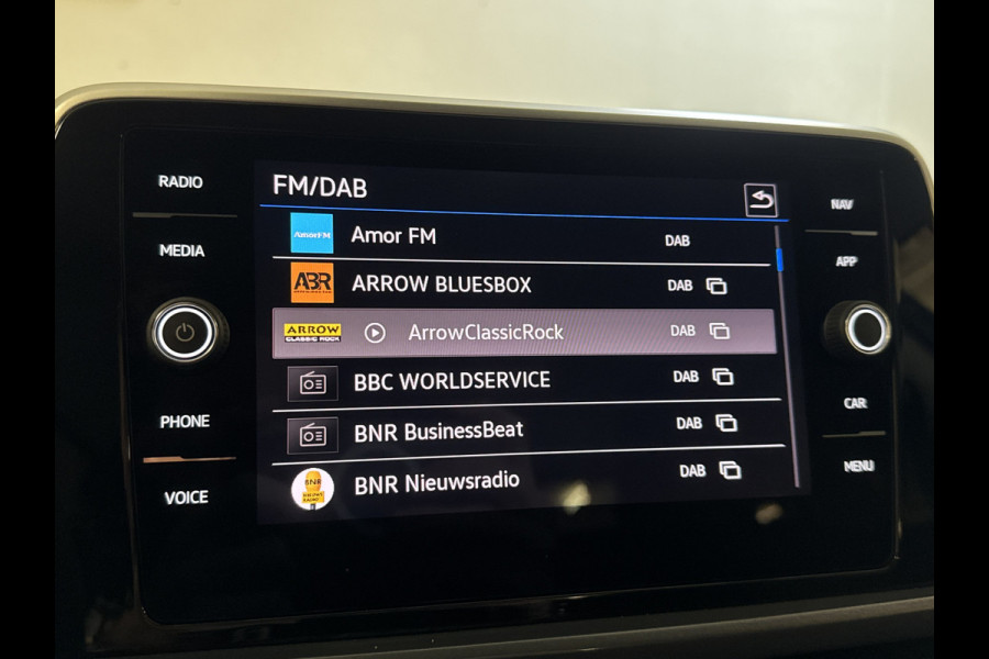 Volkswagen T-Roc 1.5 TSI 150PK DSG STYLE CAMERA/NAVI/ALALCANTARA****