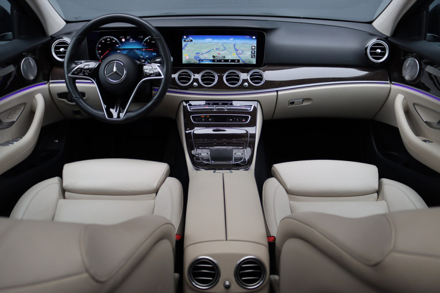 Mercedes-Benz E-Klasse 300 de AMG Line | Distronic+ | Panoramadak | Burmester | Trekhaak | Augmented Reality | Camera | Leder | Multibeam LED | Stoelverwarming | Nightpakket |