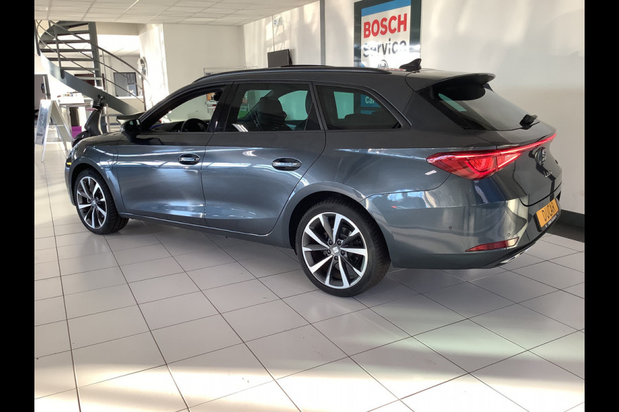 Seat Leon Sportstourer 1.4 TSI eHybrid PHEV FR Panodak, camera