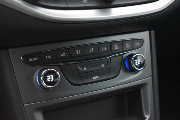 Opel Astra 1.4 Turbo Online Edition Automaat Cruise