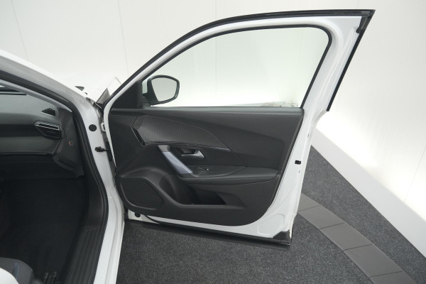 Peugeot 2008 PureTech 130 Allure | Camera | Adaptieve Cruise Control | Stoelverwarming