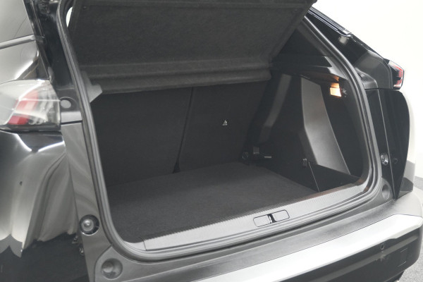 Peugeot 2008 PureTech 130 EAT8 Active Pack | Parkeersensoren | Apple CarPlay | Climate Control | Stoelverwarming
