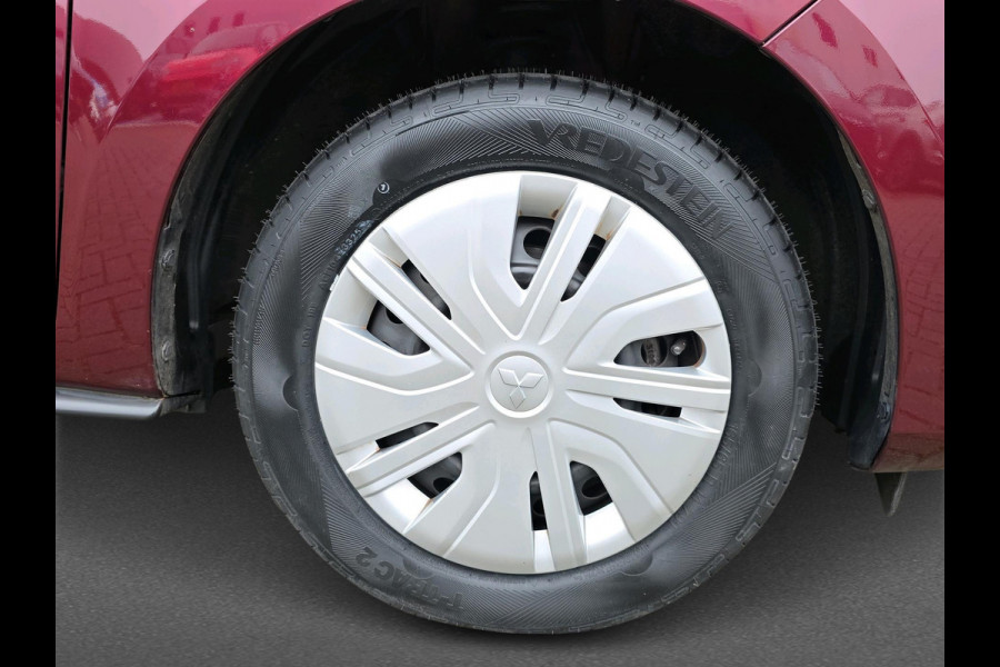 Mitsubishi Space Star 1.2 Cool+ | Airco | DAB/Bluetooth Radio | Start stop | Trehaak |