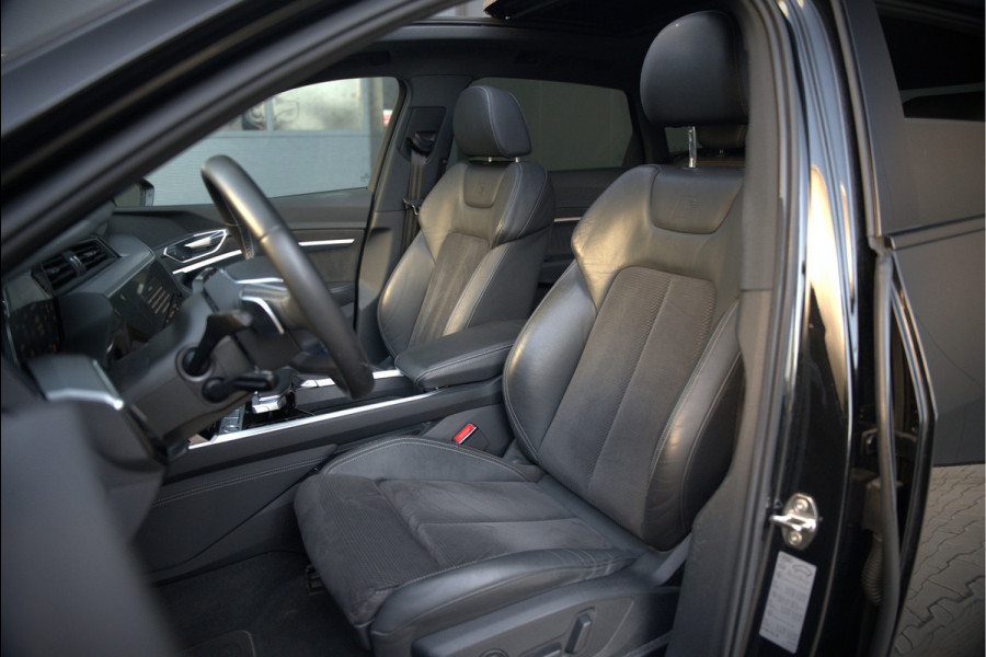 Audi e-tron 50 quattro S edition 71 kWh S-Line | Panoramadak | Bang & Olufsen | Stoelverwarming | Memory Seat | Keyless | Ambiance Verlichting | Head-Up Display | Camera |