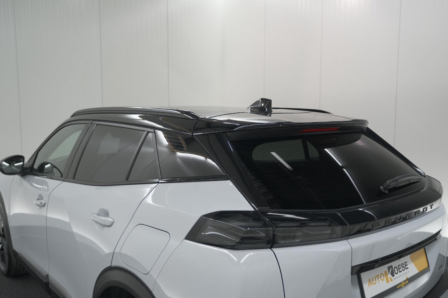 Peugeot 2008 PureTech 130 EAT8 GT | Camera | Apple Carplay | Parkeersensoren | 17 Inch Lichtmetalen Velgen
