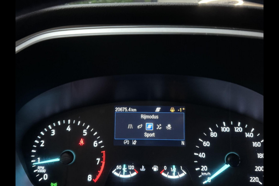 Ford Kuga 1.5 EcoBoost Fabrieksgarantie StoelVW Keyless Cruise Navi Airco PDC Led Dab Rijklaar